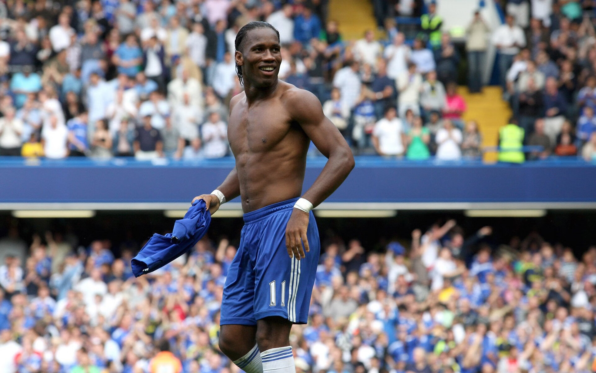 曼联欧冠晋级前景乐观,哈兰德的进球至关重要,哈兰德欧冠进球集锦